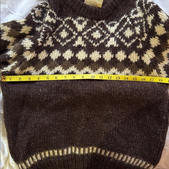 Vintage Women's 💯 Wool Fair Isle Sweater - Picture 7 of 7